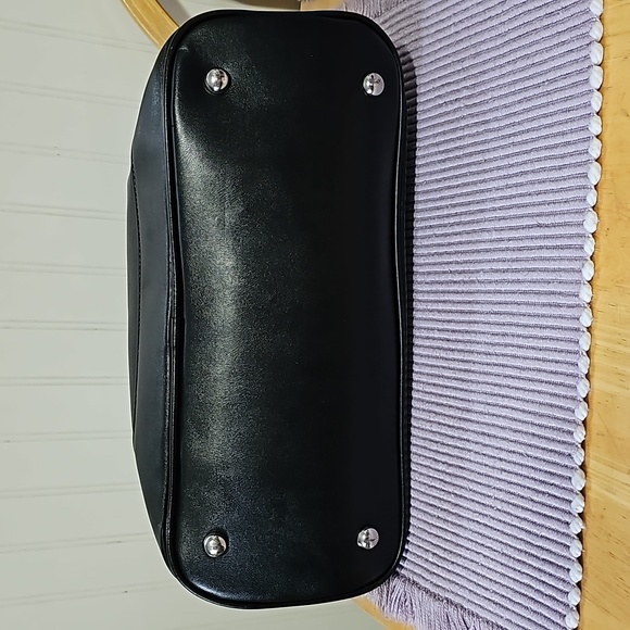 Black Designer Women Bag - Picture 7 of 10